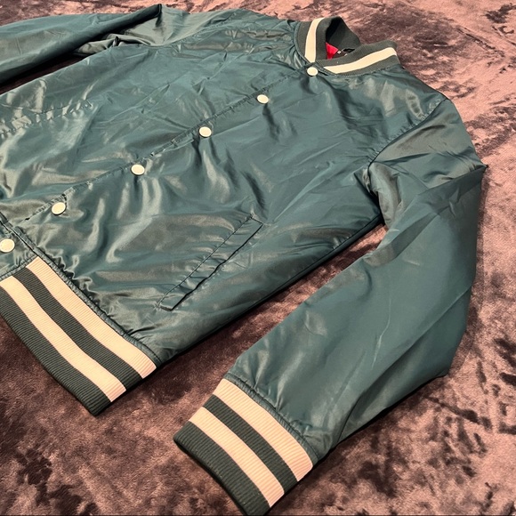 Men’s Bomber Jacket - Medium - Picture 3 of 13